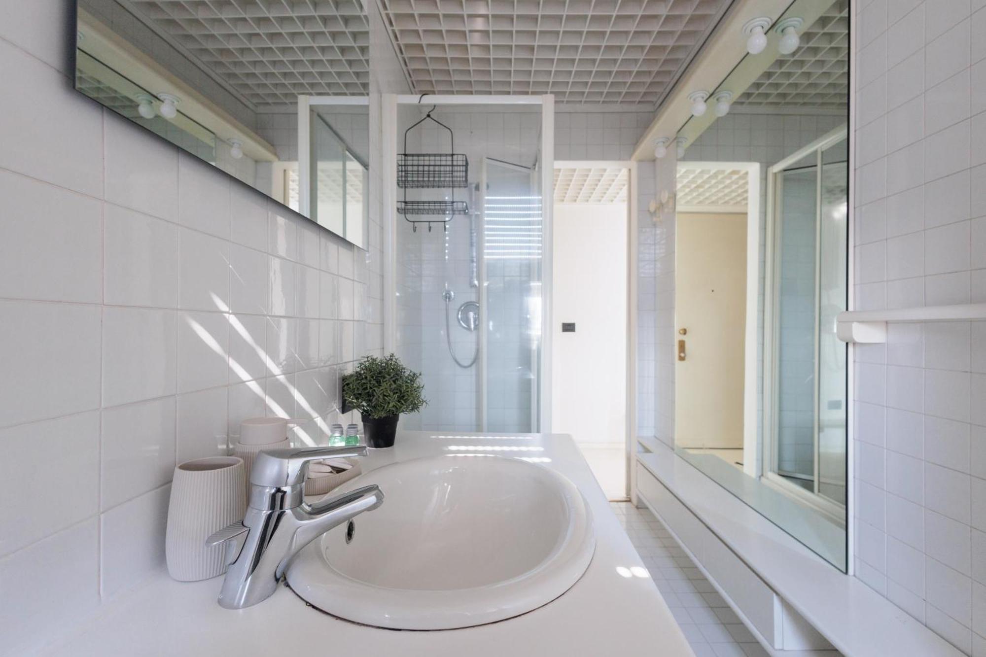 Di Design Con Vista Su Via Tortona Apartment Mailand